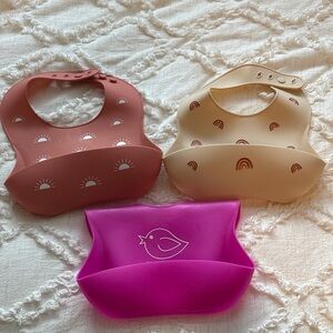 3 Silicone Bibs - Girls - Rainbow- Bird